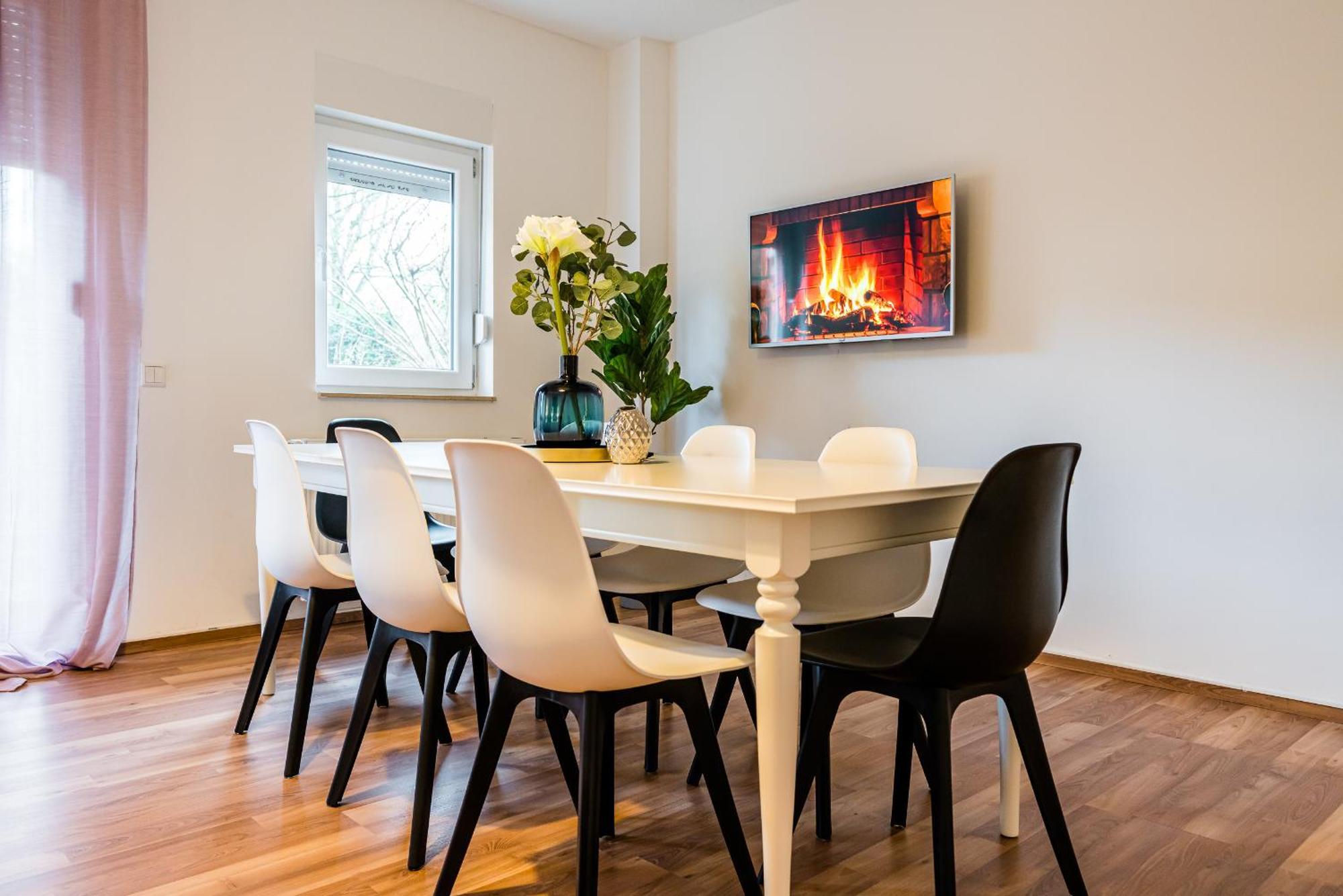 Comodo Apartments Solingen Room photo